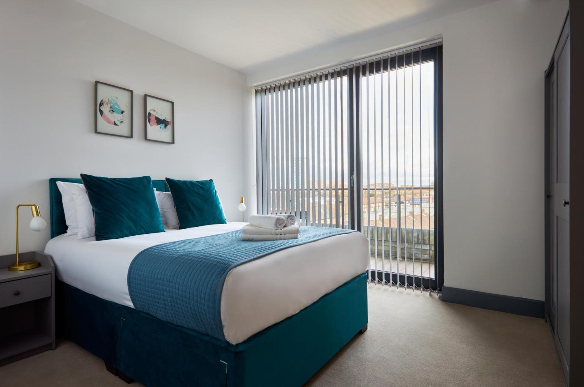 Canning Town By Viridian Apartments ลอนดอน ภายนอก รูปภาพ
